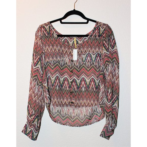 Irene's Story Chiffon Long Sleeve Crop Top - Picture 1 of 3
